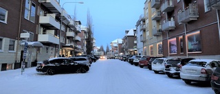 Striden fortsätter om Lillbrogatans p-platser – nytt förslag om åtgärder på gatan: "Det kan innebära viten"