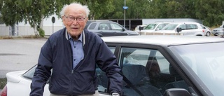 97-åringen kämpar vidare för världens fattiga