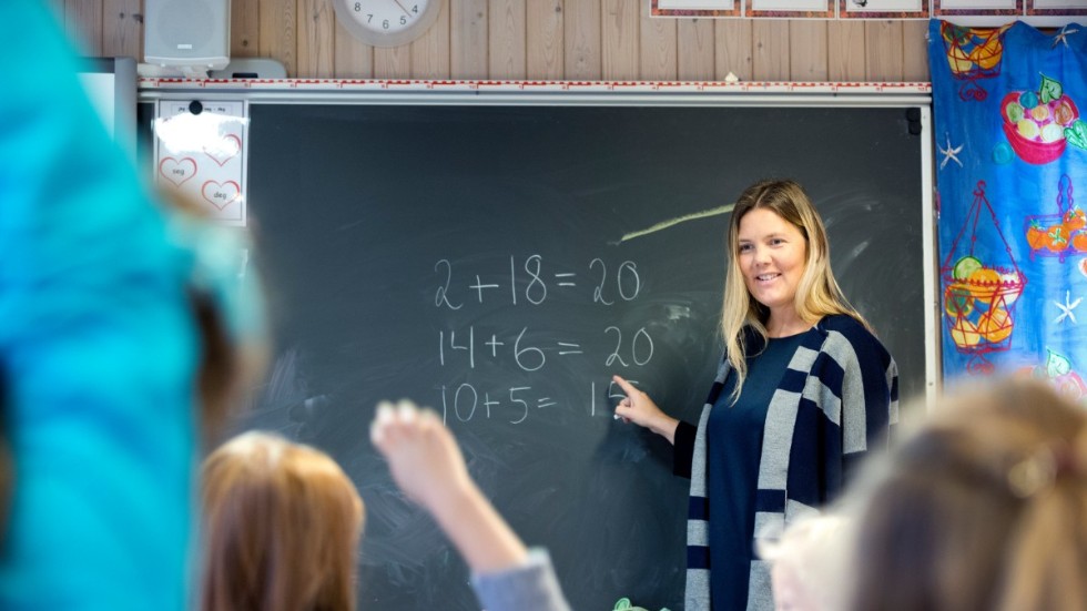 Läraryrket behöver bli mer attraktivt för att också kunna locka de bästa studenterna, skriver Mats Alvemark.