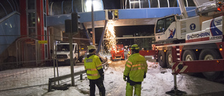 Resterna av gångbron ska också bort