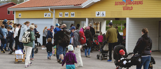 Blev av med guldsmycke på Astrid Lindgrens Värld