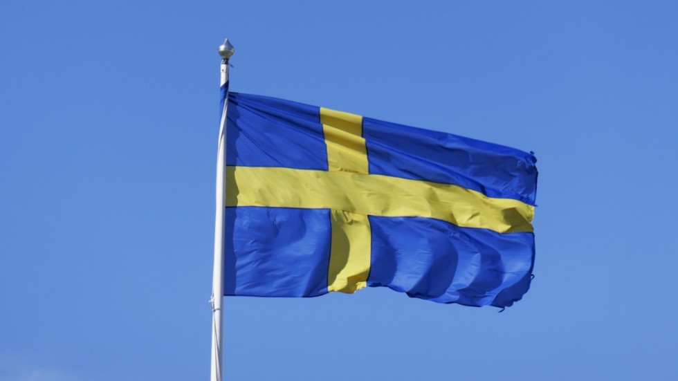 Vi beklagar missen med flaggningen på nationaldagen,. skriver Jörgen Wihlner.