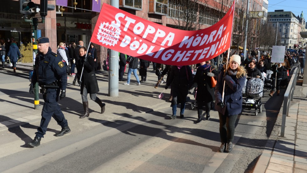 Aborträtten och kampen mot mödradödligheten är värd att demonstrera för, menar skribenten.