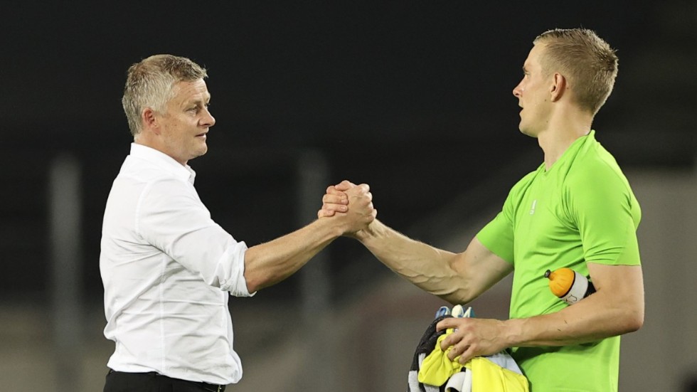 Manchester Uniteds Ole Gunnar Solskjaer och Karl-Johan Johnsson. Arkivbild.