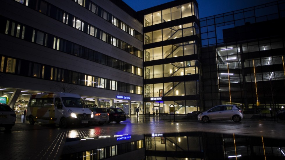 En patient fick vänta i två år på en operation för hudcancer. 