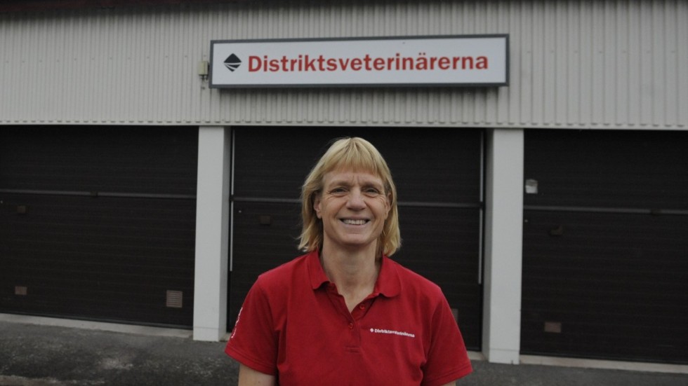 Lena Jakobsson är klinikchef för Distriktsveterinärerna som snart lämnar Gamleby för flytt till Västervik och Gertrudsvik.