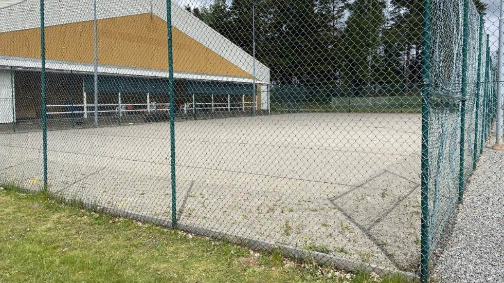 Vilket blir det nya namnet på tennishallen? Senast i november får vi svaret.