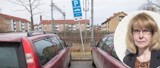 Centern efterlyser fler pendlarparkeringar i kommunen: "Vi behöver åka smartare"