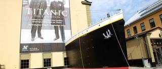 Titanic har lagt till vid Värmekyrkan