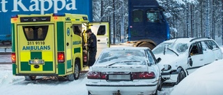 Flera trafikolyckor i den yrande snöröken