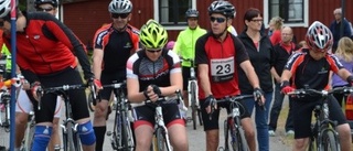 Morgonpigga cyklister på Laukerrundan