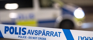 Tonåring svårt skadad – en gripen