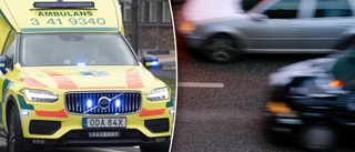 Rammade bil som voltade på E18 - åtalas för vårdslöshet