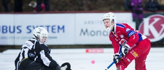 Målkungen stannar i Kalix Bandy