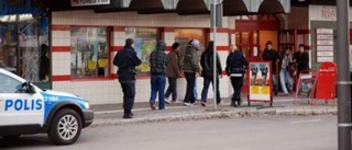 Stort slagsmål på öppen gata i Boden - man höggs med skruvmejsel