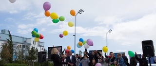 Ballonger invigde Södra Strand