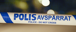 Person hittad död i bostadsområde – en gripen