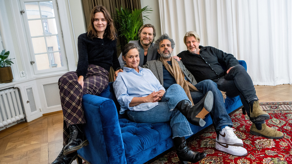 Regissören Mikael Marcimain samt skådespelarna Asta Kamma August, Magnus Krepper, Pernilla August och Rolf Lassgård när "Händelser vid vatten" presenterades. Arkivbild.