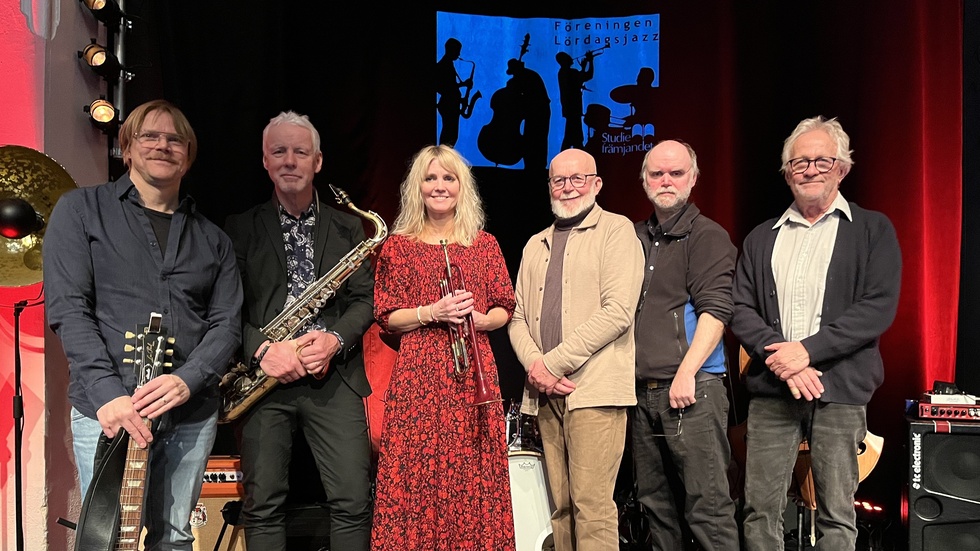 Bandet Jazzmore premiärspelade på Ebeneser i Luleå i slutet av november. Bandet består av Stefan Söderlund (gitarr), Gunnar Ullberg (saxofon), Amanda Lindgren Clarin (sång och trumpet), Mats Danell (trummor), Johan Tegheim (piano) och Tommy Skotte (kontrabas).