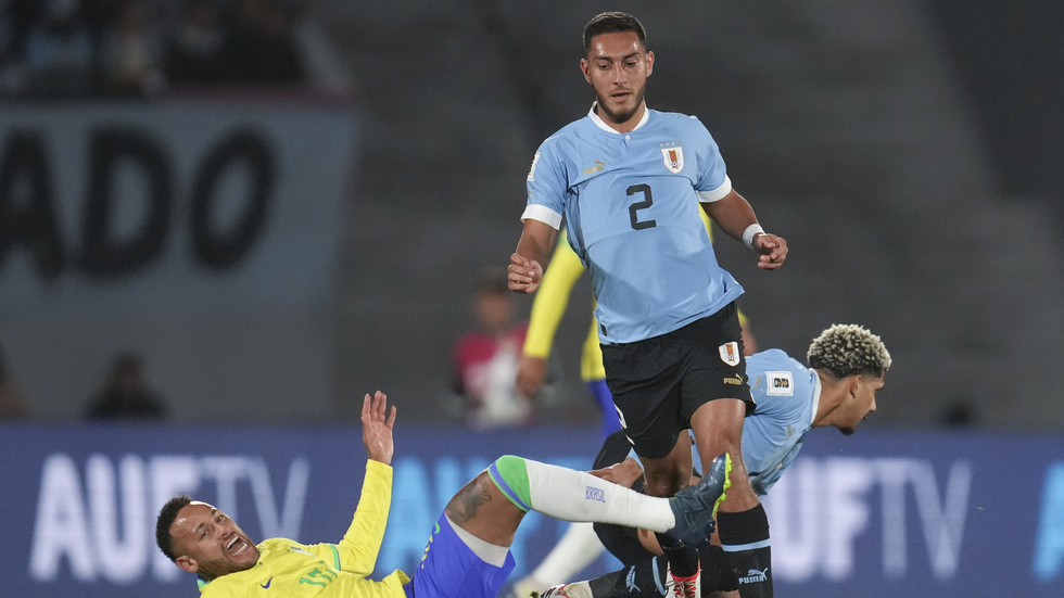 Neymar under matchen mot Uruguay.