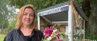 Nadja, 38, följde drömmen – säljer blommor från trädgården