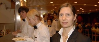 Hanna värmer upp inför Nobelfesten