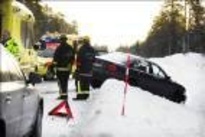 Bil i diket vid Nordkalotten