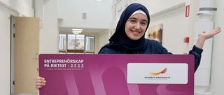 Jenan, 17,  prisades för bästa utveckling på UF-mässan • Deltar i stor satsning på gymnasiet