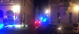 Stort pådrag efter larm om brand i city