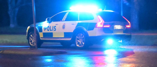 Unga bränsletjuvar greps av polis på bygge i natt  