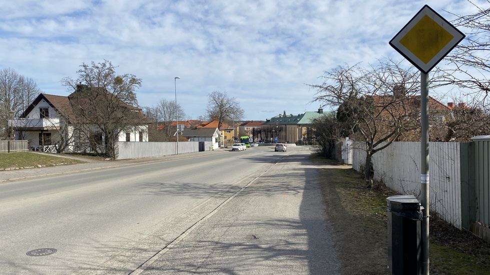 Grävarbete planeras på Eskilstunavägen i Strängnäs, vilket kommer att påverka framkomligheten på den hårt trafikerade gatan under återstoden av mars.