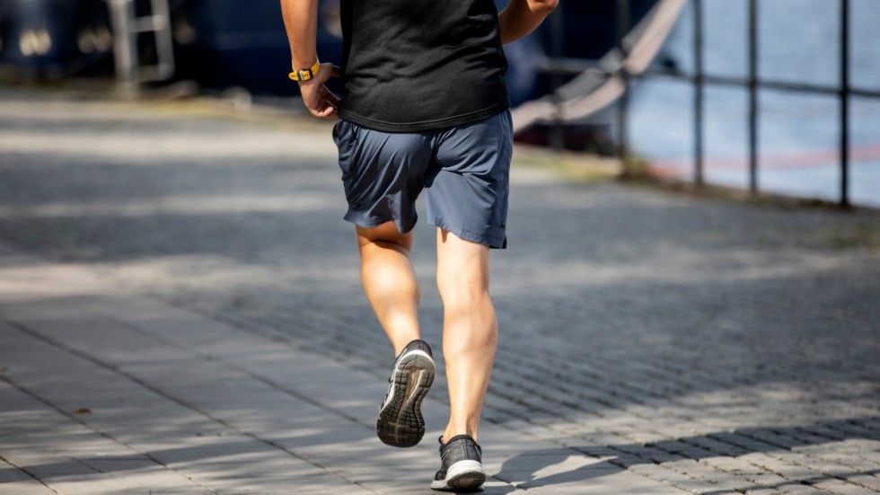 Medelålders svenskar ägnar så pass lite som 0,1 procent av sin vakna tid åt högintensiv fysisk aktivitet. Arkivbild