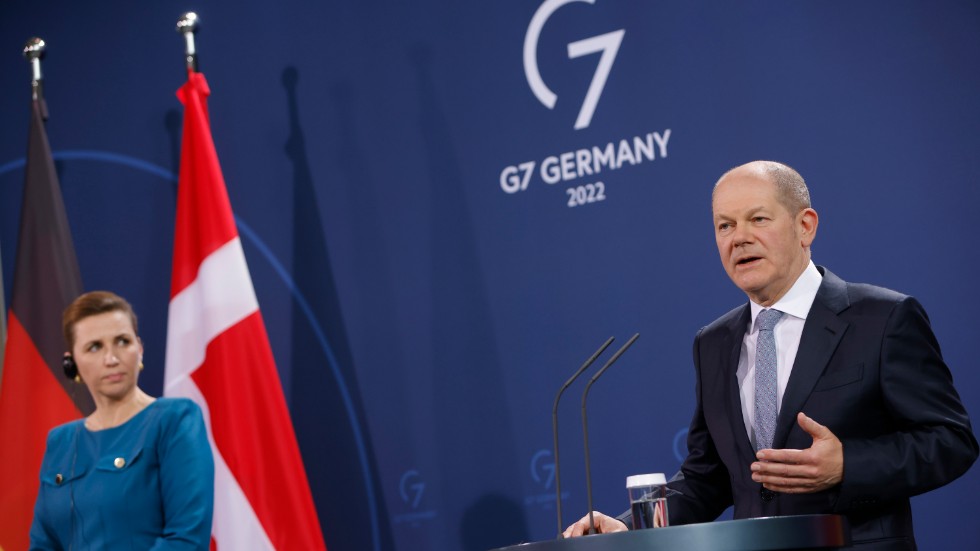 Tysklands förbundskansler Olaf Scholz och Danmarks statsminister Mette Frederiksen håller gemensam presskonferens efter att ha träffats i Berlin.