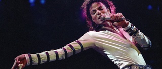 Han producerar spelfilm om Michael Jackson