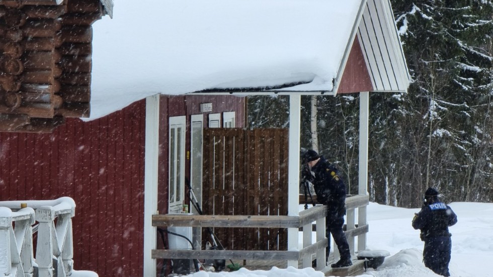 Polisens tekniker var på plats på campingen under onsdagsmorgonen och dokumenterade platsen.