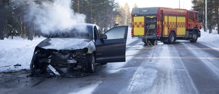 Personbil började brinna på Norra ringen "Ägaren blev väldigt skärrad"