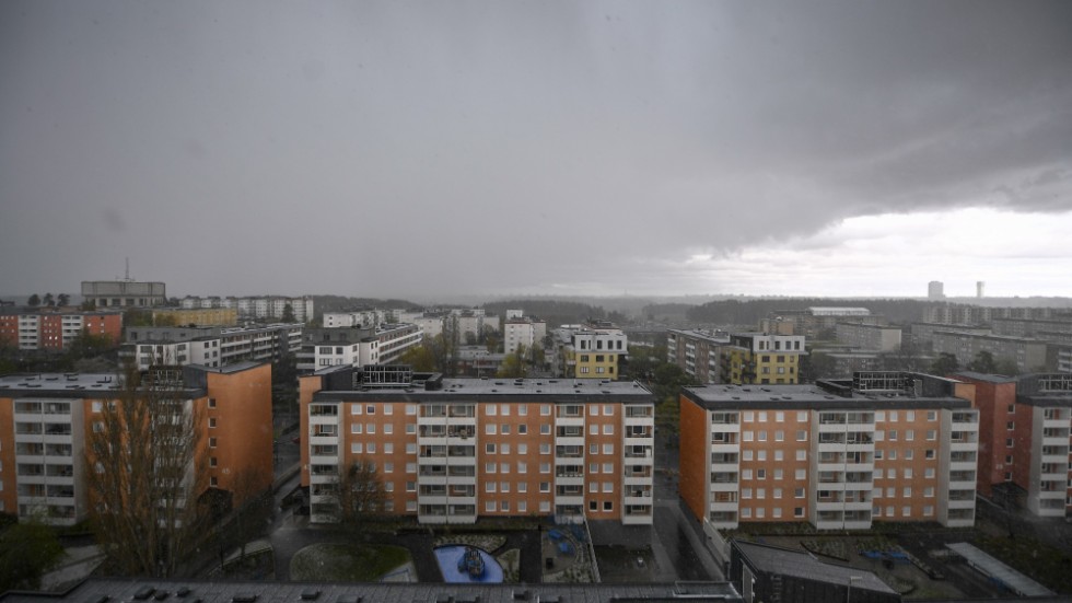 Regeringen vill skärpa reglerna för att säga upp hyresgäster vid brott. Arkivbild.