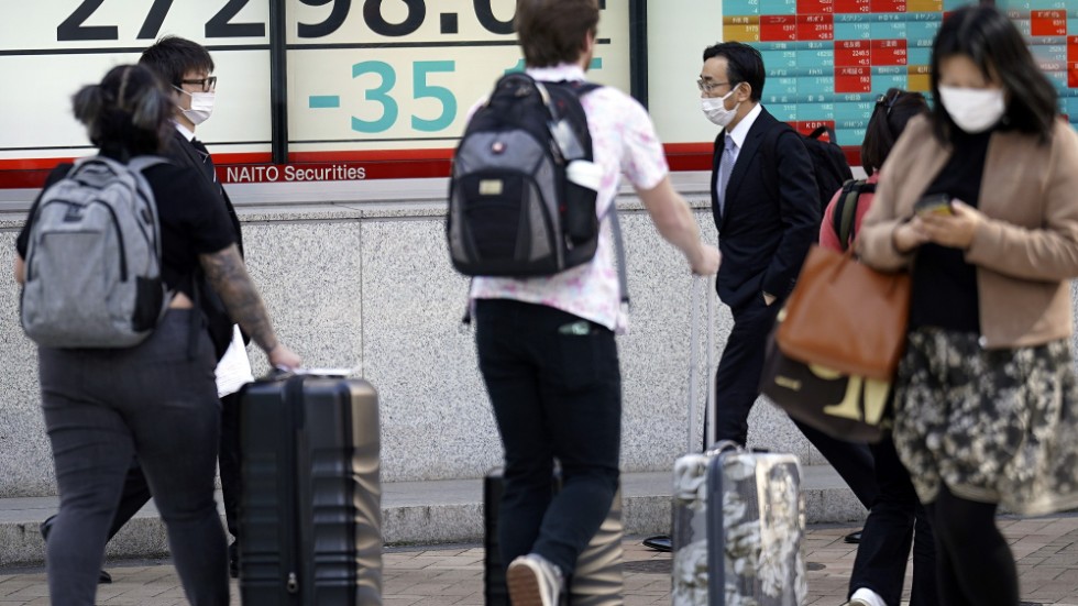 Tokyobörsen har återhämtat sig något, men ligger på minus i torsdagshandeln. Arkivbild.