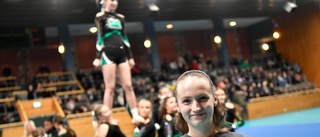 En show utöver det vanliga – Skellefteå Cheerleading charmade ett fullsatt Eddahallen