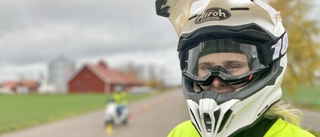 Moppekort inte tillräckligt för att köra A-traktor – "Märkligt att ungdomarna utbildas för en tvåhjulig moped"