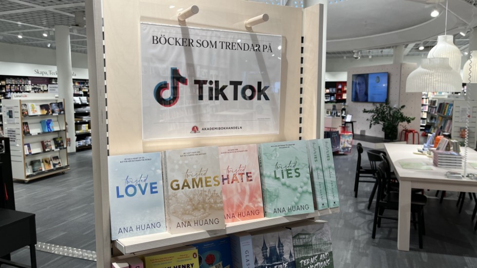 Akademibokhandeln Storgatan i Linköping hakar på Tiktoktrenden.