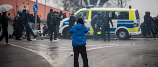 Tre män får sänkt fängelsestraff efter upploppet i Skäggetorp 