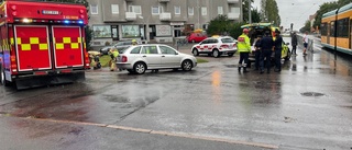 Kollision mellan spårvagn och personbil