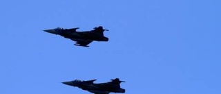 Kan 60 Gripen försvara Sverige