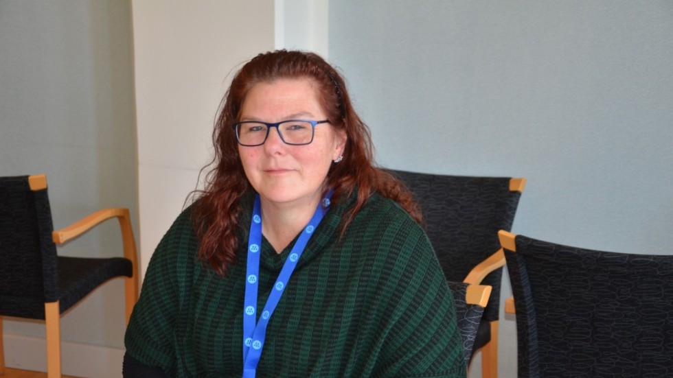 Birgit Meyer Thunborg och (M) har reserverat sig mot beslutet att bygga ny skola i Vuollerim.