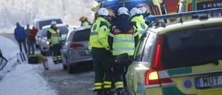 Våldsam krasch i Gillberga – bilen voltade ner i diket