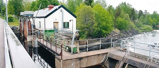 200 liter olja vältes ut