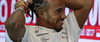 Hamilton: "Har inte pratat med annat stall"