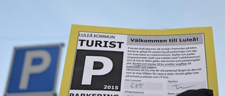 Säger ja till P-pass för turister