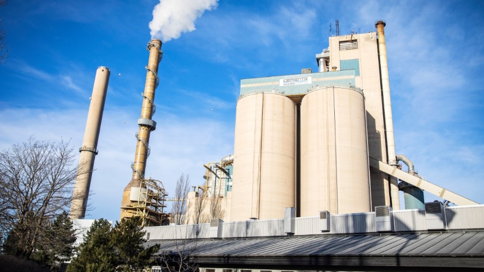 Cementa i Slite får fortsätta sin verksamhet åtminstone i fyra år till.